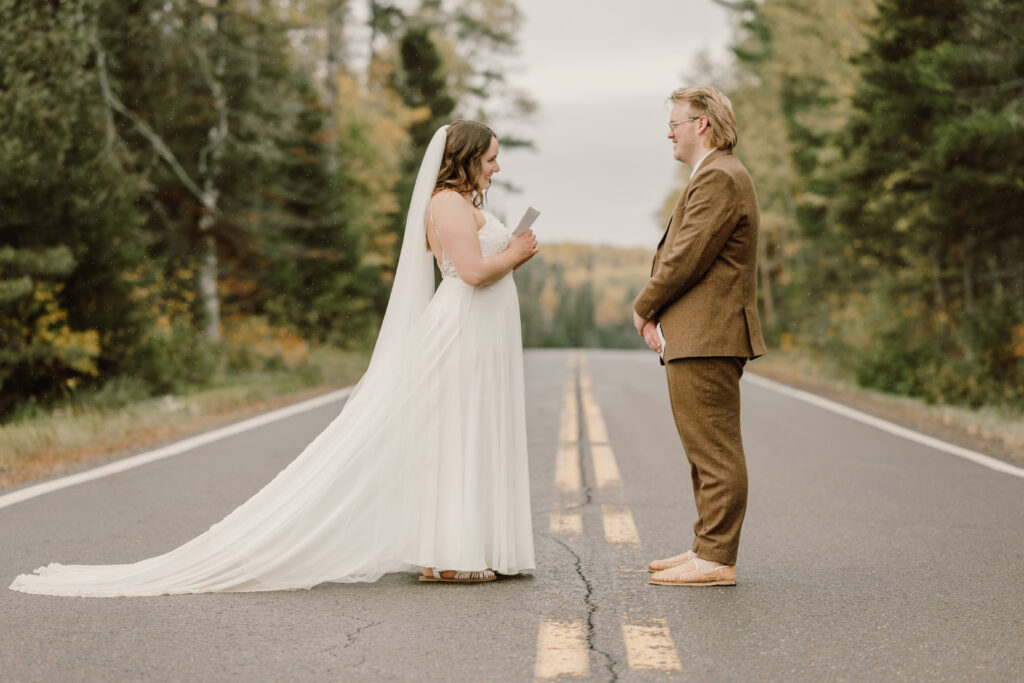 How to Work with a Deaf wedding photographer, Payton Rademacher Photography