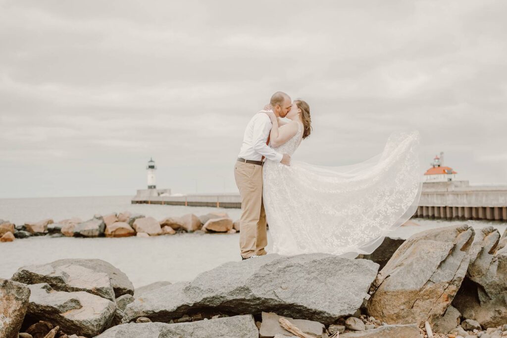 Duluth, Minnesota wedding and elopement photographer