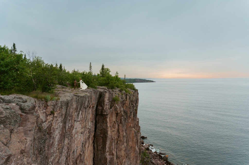 A couple walking on the Palisade Head