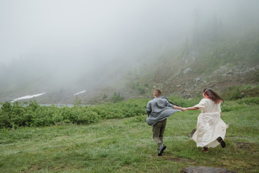 Boundary Waters Wedding Couple